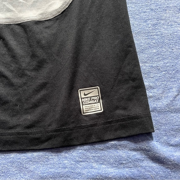 Nike Pro Combat Hypercool Dri-Fit Compression Speed Top Shirt Medium - Picture 5 of 5